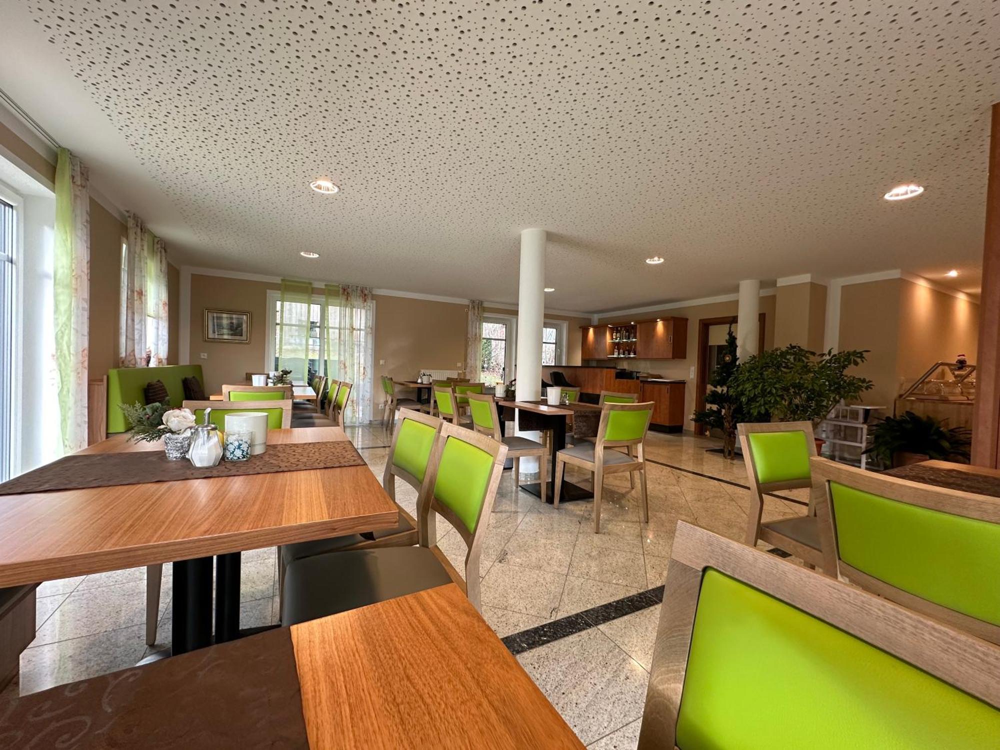 Rothsee Hotel Allersberg Ngoại thất bức ảnh