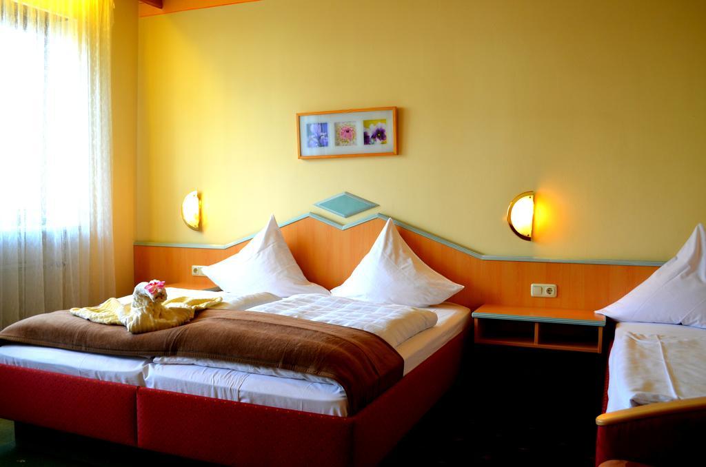 Rothsee Hotel Allersberg Ngoại thất bức ảnh